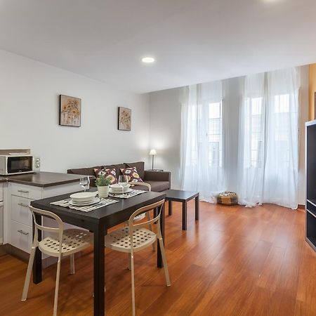 Casas De Sevilla - Apartamentos Cuna 41 ภายนอก รูปภาพ