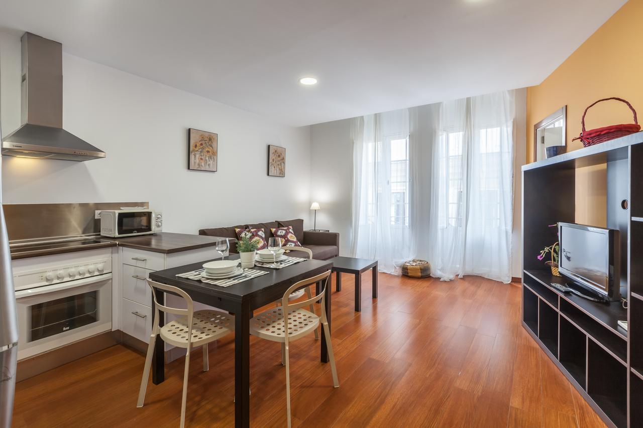 Casas De Sevilla - Apartamentos Cuna 41 ภายนอก รูปภาพ